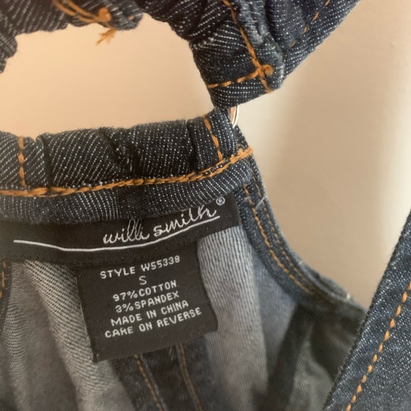 Various tanks and vest - Picture 6 of 9